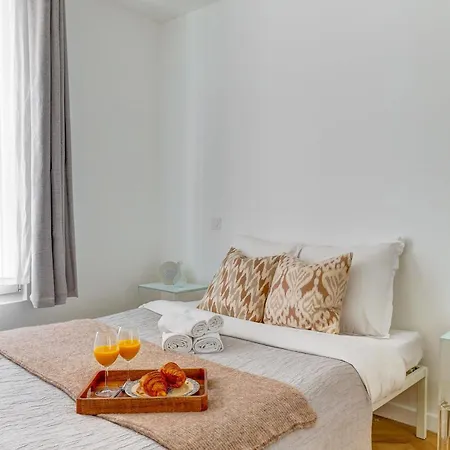 Apartment Eiffel Tower & Champ De Mars - 1br - Vacation