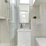 Eiffel Tower & Champ De Mars - 1Br - Paris Vacation Rentals